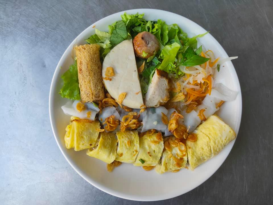 quán ăn sáng ngon tại Vĩnh Long bánh cuốn nóng 68