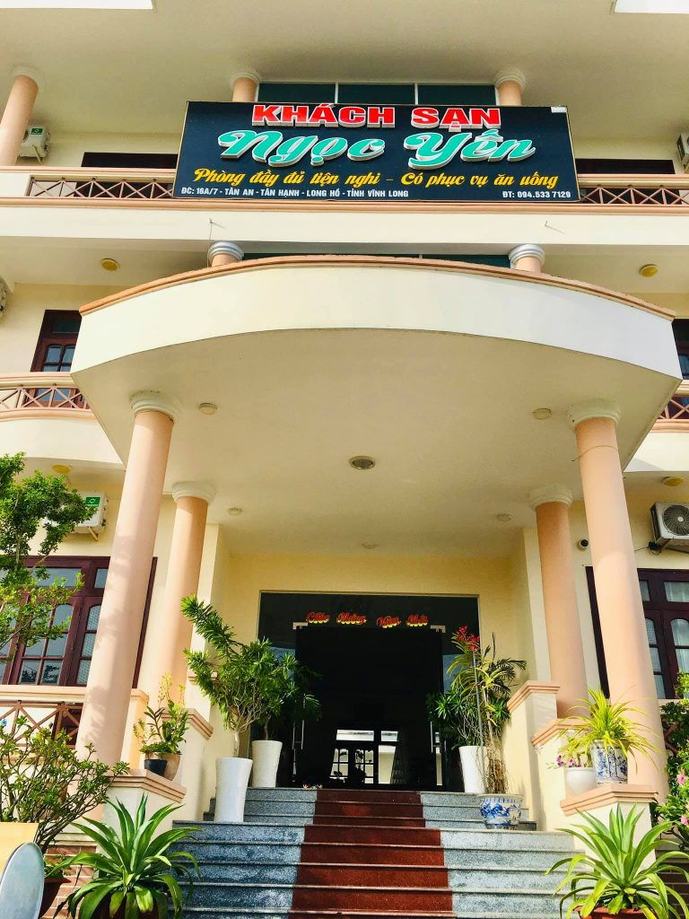 Khách sạn Vĩnh Long