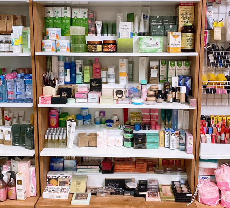 Cửa hàng mỹ phẩm tại Vĩnh Long Moon Shop