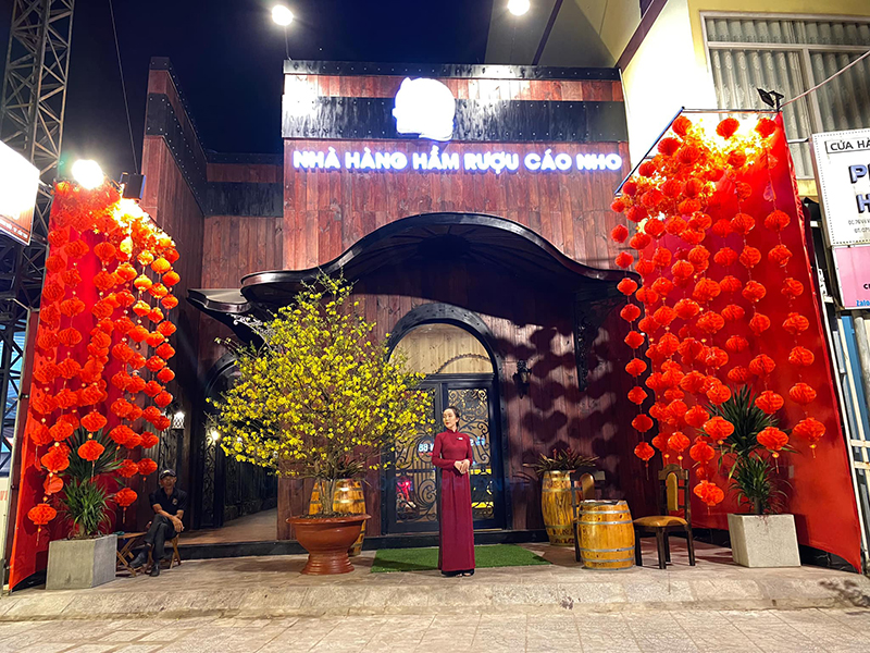 Nhà hàng hầm rượu cáo nho