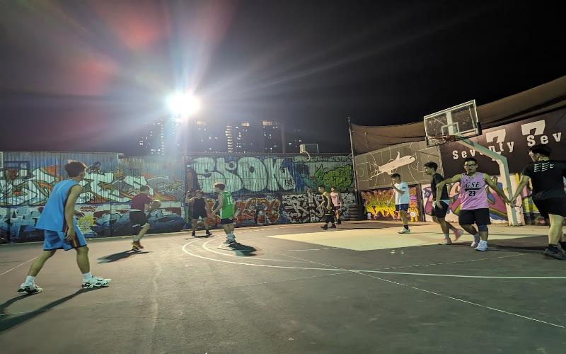 Sân bóng rổ TPHCM Senventy-Seven