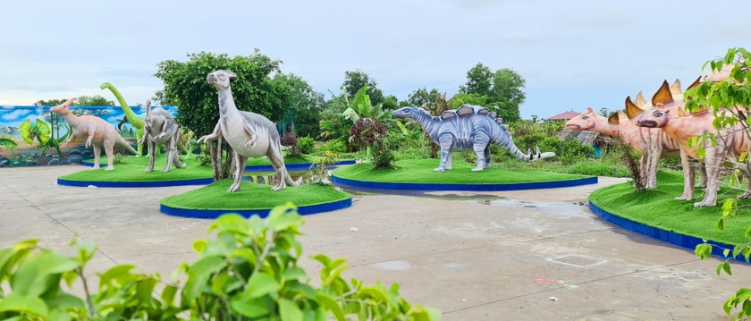 công viên Bạc Liêu khủng long