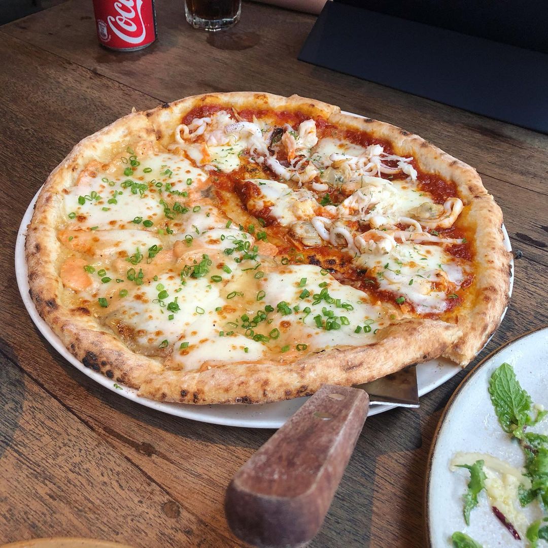 Quán ăn trưa cho dân văn phòng ở TPHCM