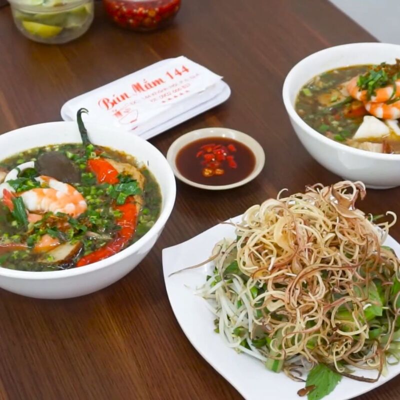 bún mắm Sài Gòn
