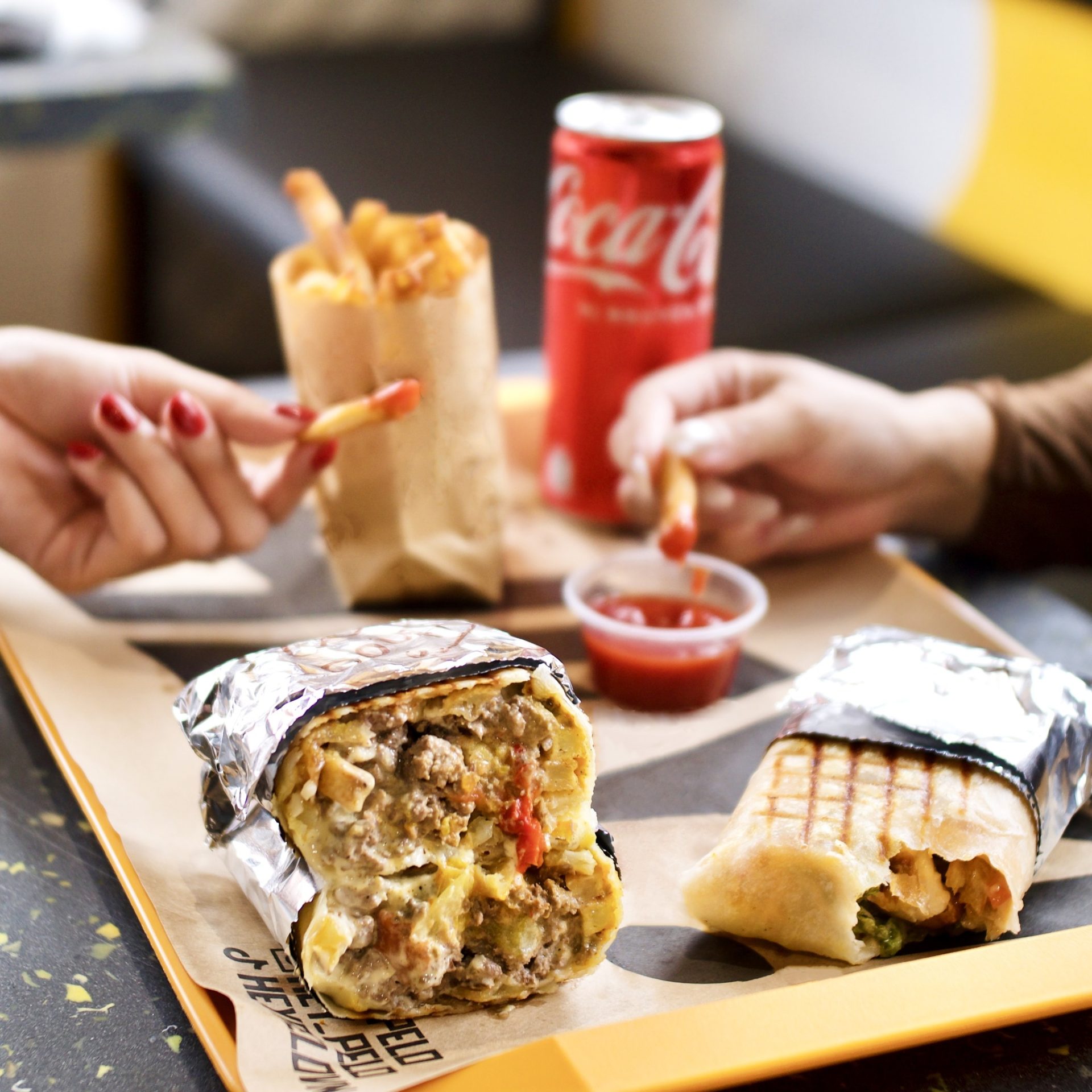 Quán ăn đường Trần Khắc Chân