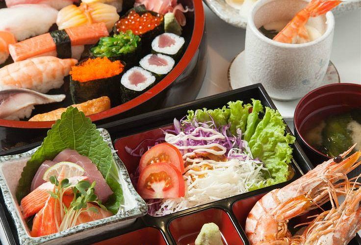 Sushi Hokkaido Sachi Phan Xích Long - quán ăn Phú Nhuận