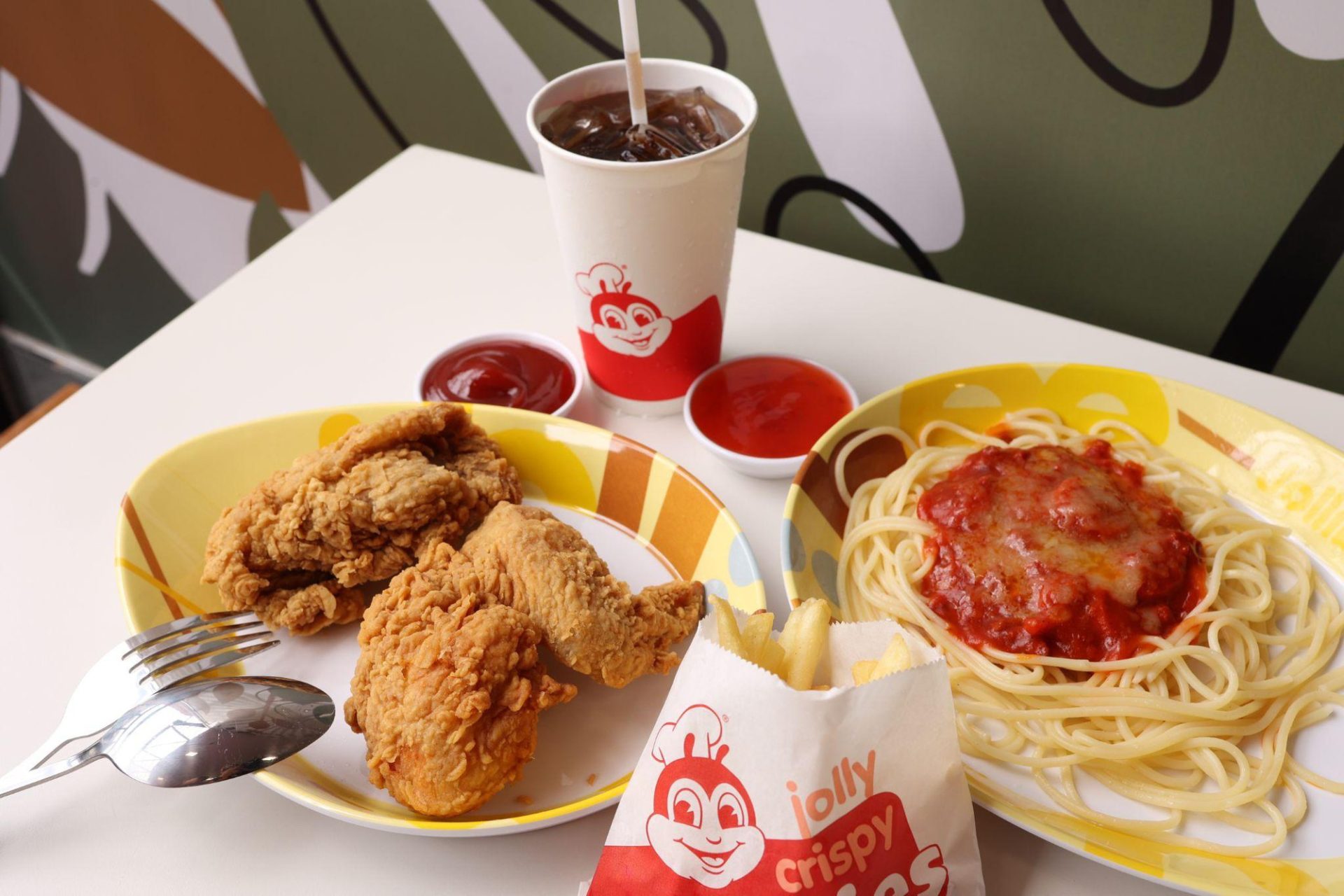 Jollibee Hậu Giang