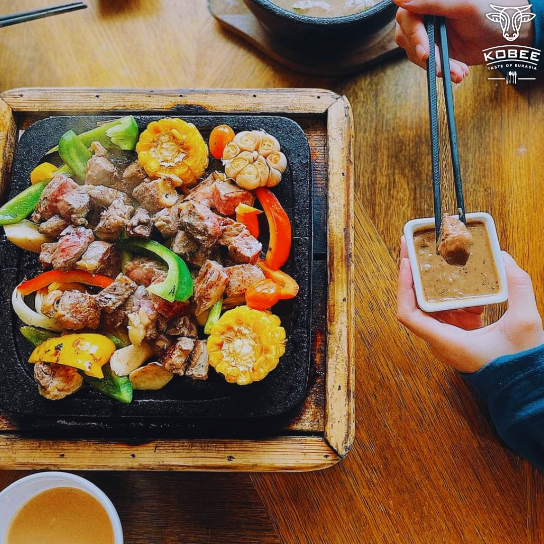 Ăn gì ở Đường 3 Tháng 2