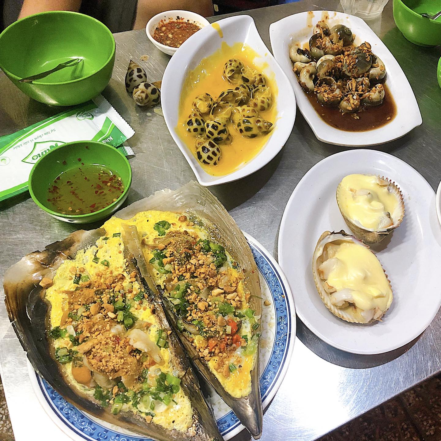 Ăn gì ở Đường Vĩnh Viễn