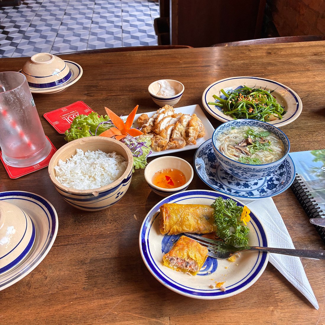 quán ăn ngon gần chợ Bến Thành