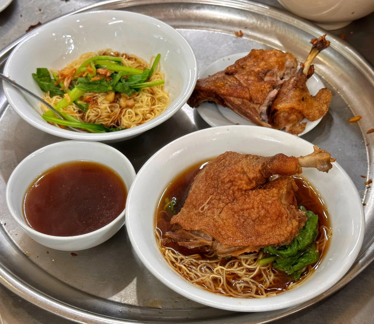 mì vịt tiềm Sài Gòn